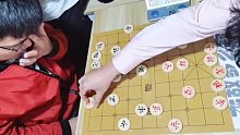 大学生冠军为荣誉迎战象棋大师！棋友：孙浩宇别狂，到时别哭