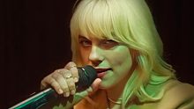 Billie Eilish最新现场表演《Getting Older-NDA》
