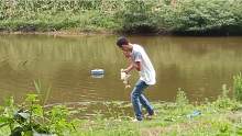 老三鱼塘鱼真多，小伙子越钓越勇，越钓越欢