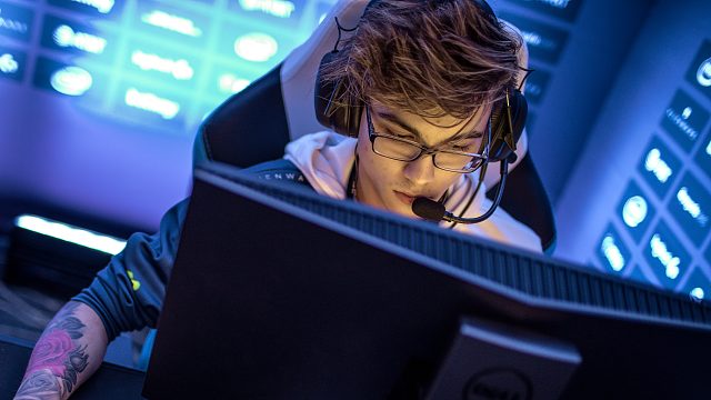 马西西的一个z视频_马西西的一个z直播视频_马西西的一个z精彩视频