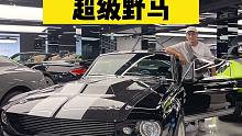 在迪拜真有人开这种车上路！两台神车你会选哪个？