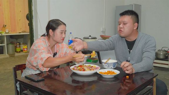 老公不知道受什么刺激了，突然想要个女儿，非要让双妹给他生二胎