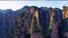 张家界武陵源区今日解封，景区还暂未开放，但三千奇峰已在召唤您