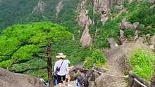 今天黄山风景区客流量终于破千人，旅游业即将复苏！黄山欢迎您，出发永远是最有意义的事情！#黄山等你