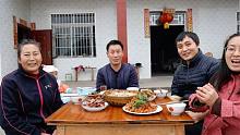 米饭哥携全家，给大家拜年啦，新年愿望一定要实现