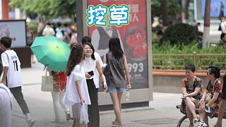 最后一個(gè)小姐姐差點(diǎn)崩潰！ #搞笑