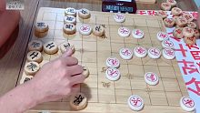 老板竟然把棋协扫地僧都安排上场，孙浩宇懵了：莫非是退体老棋王