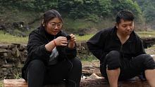 #挑战荒野30天 都说患难见真情，在一起经历了十多天的艰难困苦，离别时都有些不舍与伤感。 #野外生存