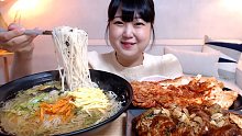 【 Hyoning】吃播 什锦细面&酱汁肉排&辣白菜