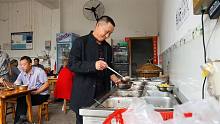 老爷子吃16元自助餐，一碗又一碗的肉，今天要吃安逸