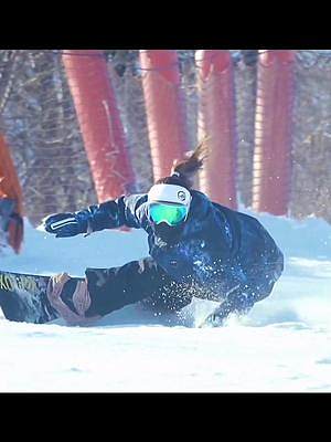 #滑雪 #抖音小助手 一個后刃，心動了………哈哈 崔敏儀