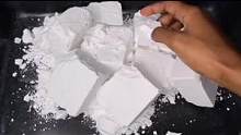 镁粉块解压#纯白#治愈#助眠视频 #解压视频 #阴雨绵绵。