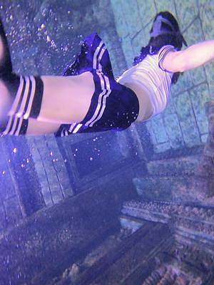 冬天到了，夏天还会远吗？#潜水女孩 #水下摄影 #美人鱼 
