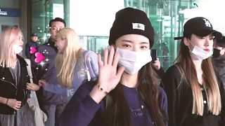 【ITZY】191026機(jī)場(chǎng)入境，又名落單的彩領(lǐng)~