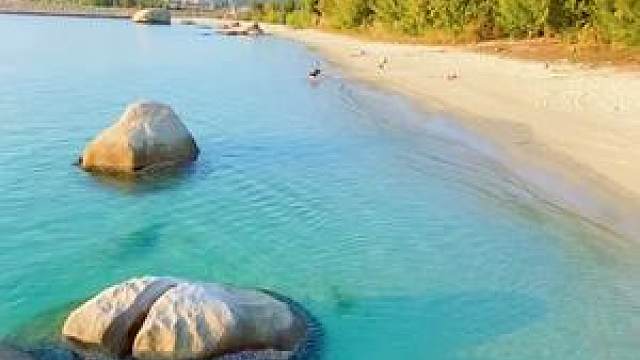 广东一个唯美的巨石海滩,惠州海螺角情人湾,进虎坑的路已开放,如果你