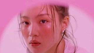 LEEHI 李遐怡/李夏怡 最新回归《NO ONE》feat.iKON金韩彬 MV 预告 01.02