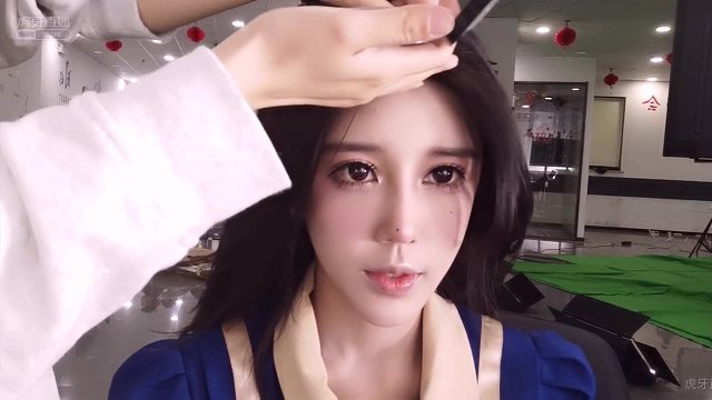 小象-璐宝【气质】-户外聊天