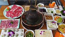 天津特色传统铜锅涮羊肉，158元5荤5素摆满一大桌，你觉得值吗？