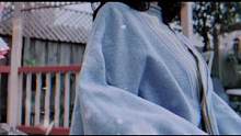 莫听穿林打叶声，一蓑烟雨任平生。#歌曲光亮
