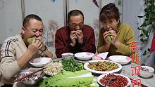 东北农家风味饭包，鸡蛋酱包的大家都吃过吗？这味道真香！
