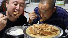大彭做乡村蒸肉，这种蒸肉做法搭配米饭最香，真过瘾