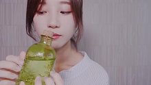 Latte 助眠，11敲击，矿泉水瓶，震动，吸管，泡沫，吹响的触发声音（不说话）
