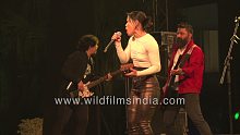 Boxer Mary Kom sings ' What's Up' by Non Blondies 