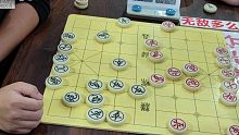 棋馆大佬各种骚操作，棋艺一个比一个厉害，吓懵踢馆的孙浩宇大师