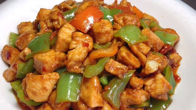 厨师长教你辣子鸡丁的家常做法,步骤详细,滑嫩入味下酒又下饭