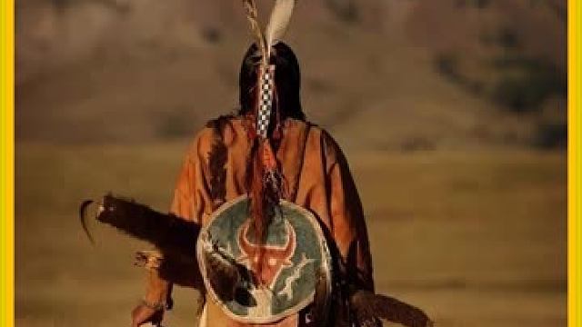 非洲黑哥用套路活捉狒狒,捕捉过程十分有趣,并且把它治得服服贴贴