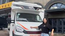 来自某冠的2室2厅的房车，你们喜欢吗？#和小崔一起玩儿房车