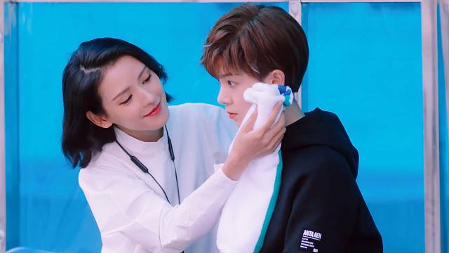 【陈瑶x张予曦】高颜值奶狗x学姐,校园文有脸了