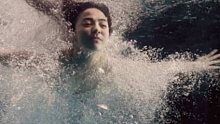 【唐诗逸】中国舞者映像系列《Tell Something to Yourself》（导演汪圆清）