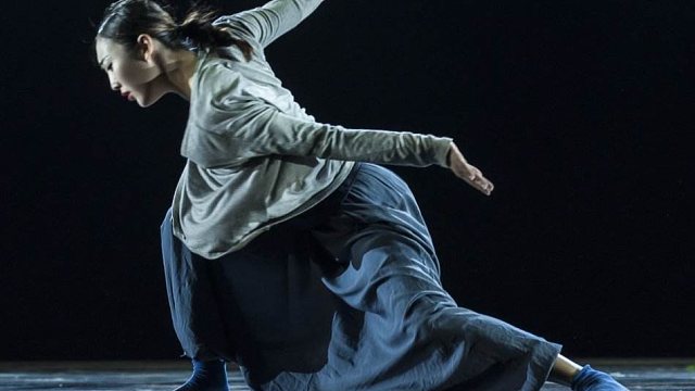 【谢欣编导】现代舞独舞《漫慢》(十一届全国舞蹈比赛版本)