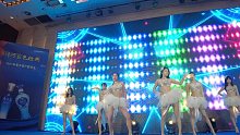 全一YOU女团 演出现场 月亮警察 那些看的模糊的自己把分辨率调一下