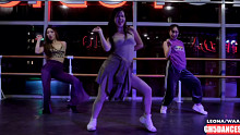 【GH5舞室】可爱的LEONA 老师，waacking甩起来