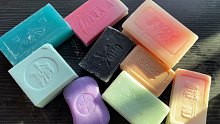 蒜刮肥皂-色彩缤纷的彩色洗衣皂 配上阳光一天都有好心情