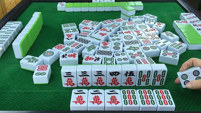 四川麻将:打麻将如何才能连庄?少走弯路成麻将大神!