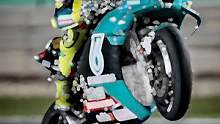 罗老板正式宣布重归赛道！从两轮到四轮依然是最帅的✨ #vr46 #罗西 