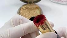 断成这样的口红竟然还能修复成这样！