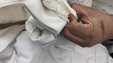 羽绒服棉服等手油、人油、汗渍等不需要在家手刷，洗衣店方法家庭轻松解决#免刷洗#洗衣