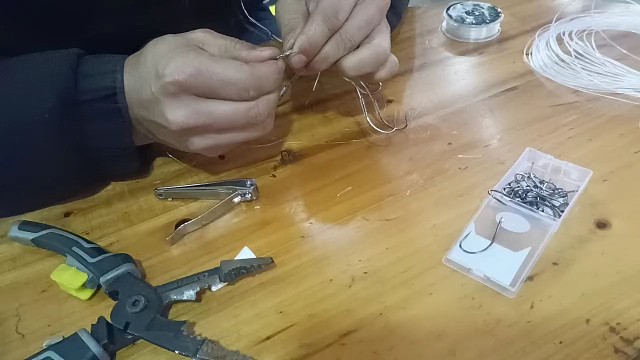 户外钓鱼人,制作血滴子,全过程