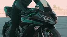 感受下#zx6r 的声浪！#摩托车