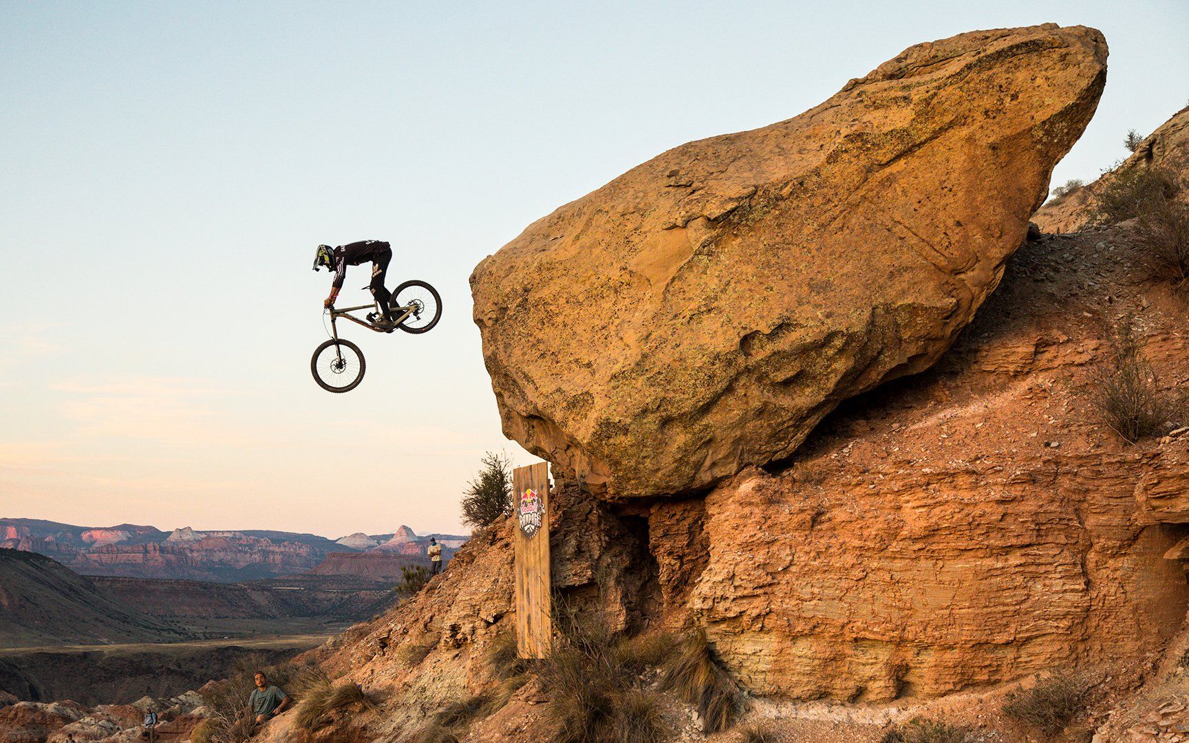 red bull rampage 红牛坠山赛,历届最疯狂的第一视角