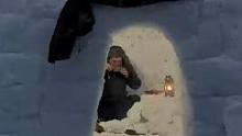 雪地露营，4天建造一间冰屋，深夜一个人在里面喝咖啡#户外 #雪 #冬天 #露营 #冰屋 #爱斯基摩人