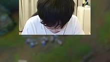 严君泽：调侃刚子不需要奖杯 刚子嘴那么硬，他还需要奖杯#lol #lpl 