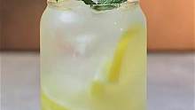 #创作灵感 在家就可以做出外面店里的同款柠檬水 也简单了吧#柠檬水 #自制饮品 #夏季饮品