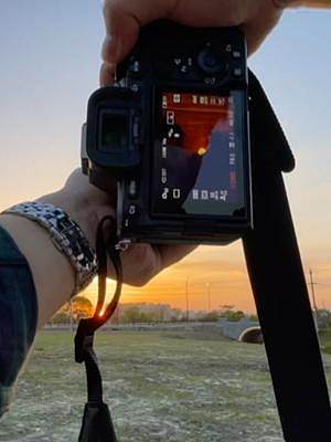 「别听世俗的耳语 去看自己喜欢的风景 」 #日落 #摄影 #拍照