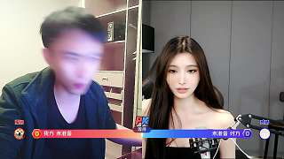 【耀楊】晴小兔：親一個(gè)，把耀楊整害羞了#星秀爆料站#