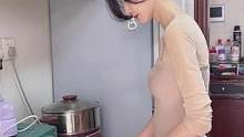 #会做饭的小姐姐 #厨娘上线 #厨房里的欢乐时光 #机智的厨房生活  #美女做饭#美女 #漂亮姐姐 
